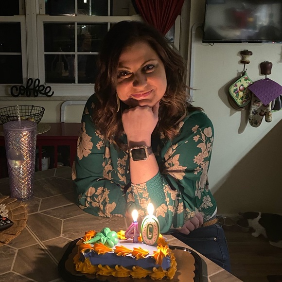 Meet your Posher, Crystal - Picture 1 of 1